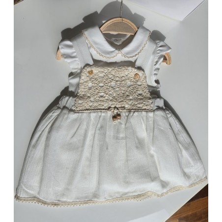 Robe d’été en gaze de coton avec détails en crochet